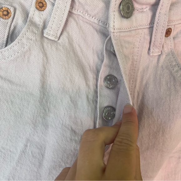 Lavender Levi’s Ribcage Shorts - Picture 6 of 8